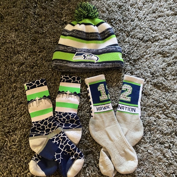 Seattle Seahawks bundle - Picture 1 of 6